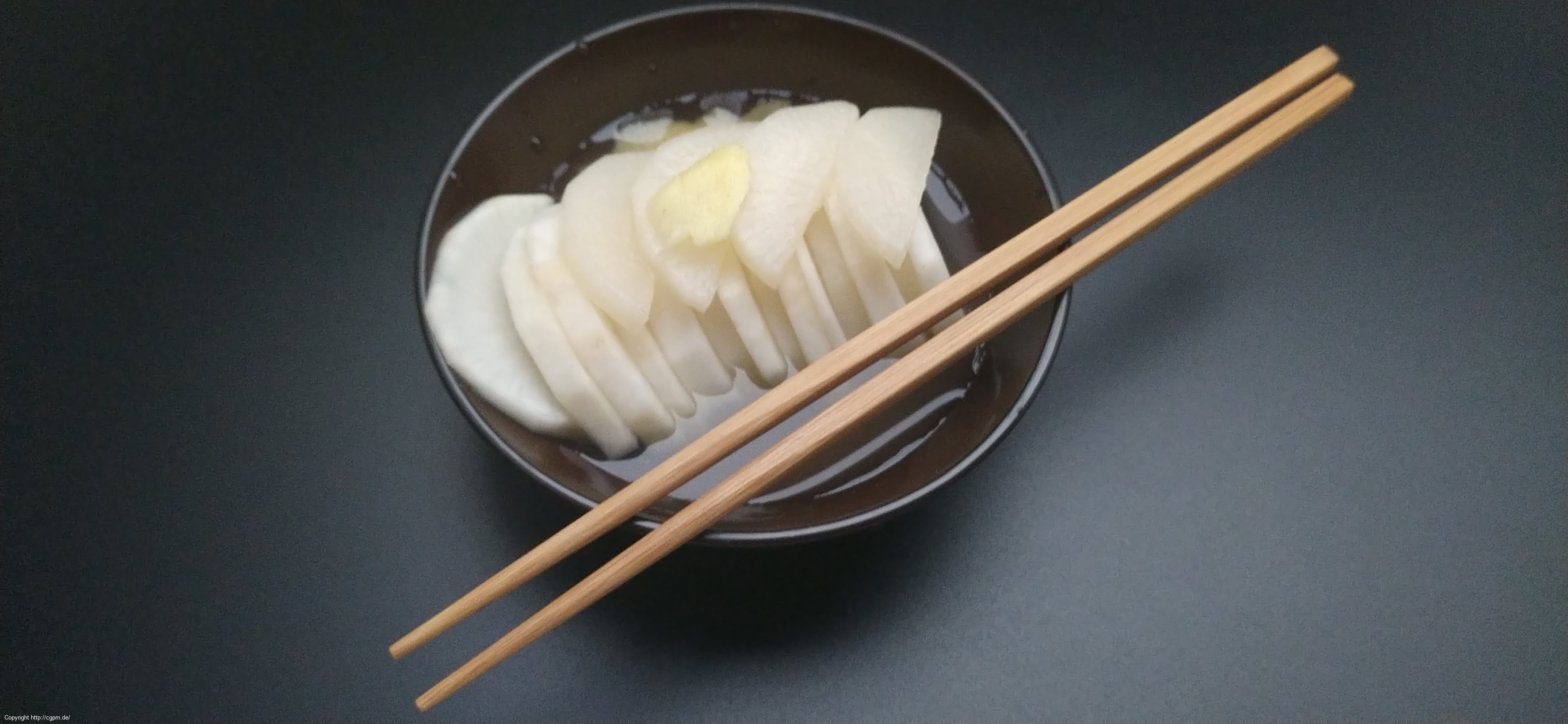 1 Tsukemono - Daikon-Rettich eingelegt